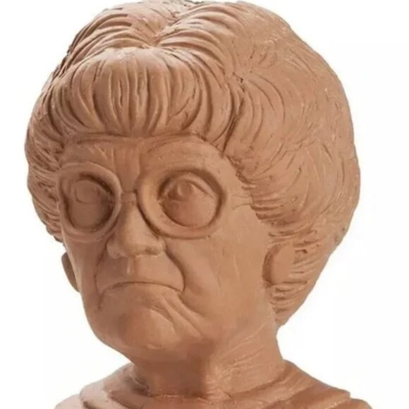 Chia Pet The Golden Girls Sophia - Picture 2 of 3